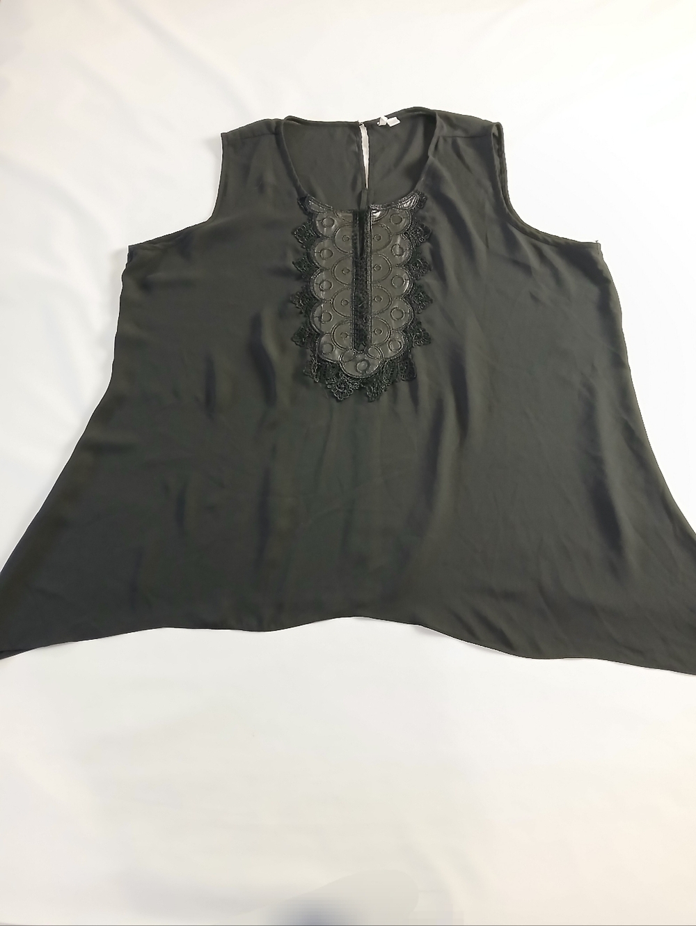 Cato Sleeveless Sheer Handkerchief Hem Top